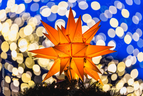 Stern auf einem Weihnachtsmarkt,  photo