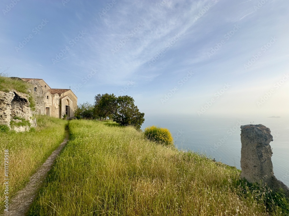 Villa suspendue sur la côte Amalfitaine Villa suspendue sur la côte Amalfitaine