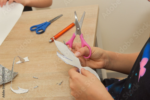 frau, hand, hand, schönheit, hochzeit, braut, bekleidung, halten, pflege, kleidung, liebe, leute, close up, kurort, nagel, körper