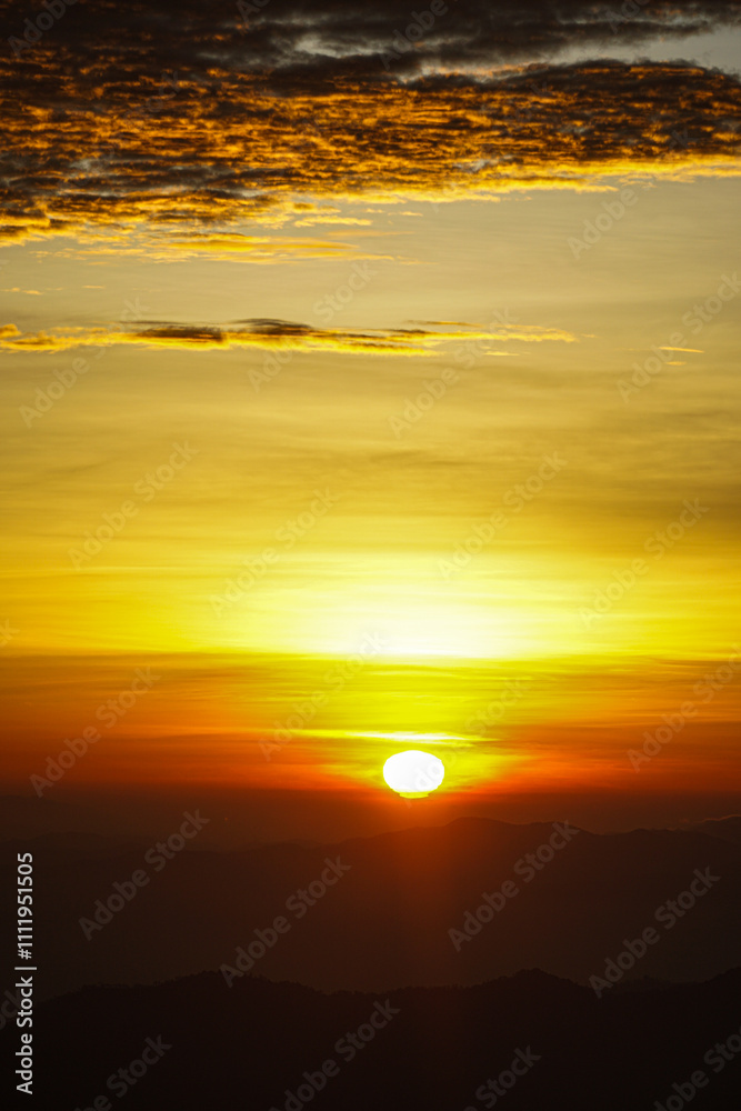 Obraz premium Sunset over mountains majestic landscape nature photography tranquil environment scenic viewpoint captivating beauty