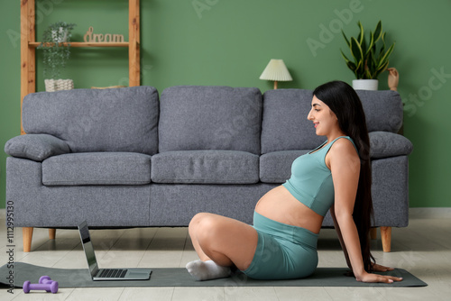 Beautiful young pregnant wo...