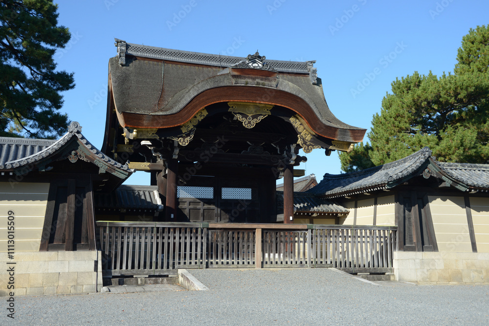 Fototapeta premium 京都御所 建春門 京都市上京区