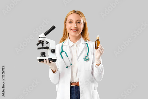 Female homeopathic doctor w...