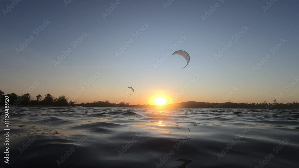 Kitesurf in Cauípe Lagoon, Cumbuco Beach - Caucaia, Ceará