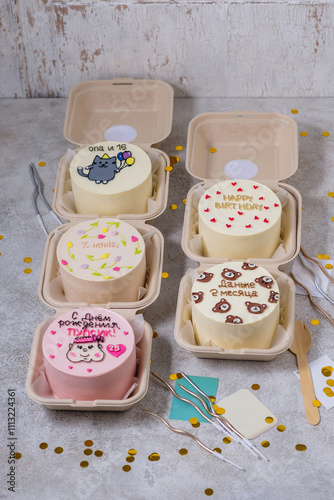 Bento cakes as a gift for the holiday. Korean style cakes in a box for one person. Translation: 