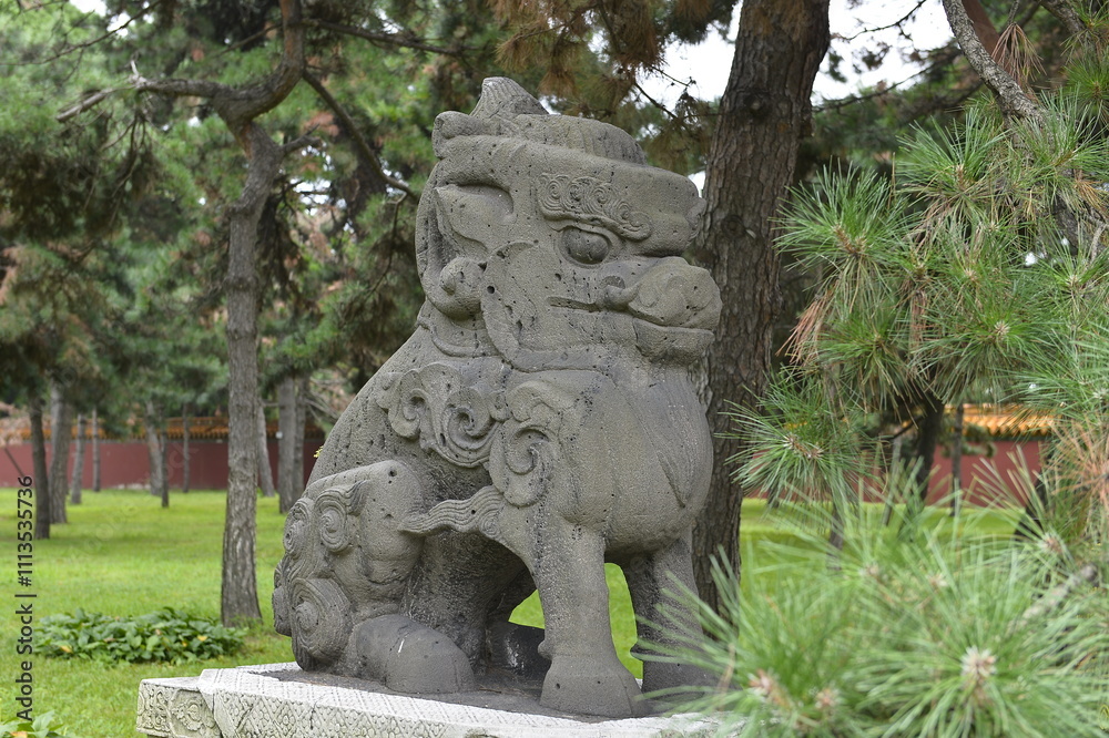 Stone lion carving craftsmanship in China Stone lion carving craftsmanship in China