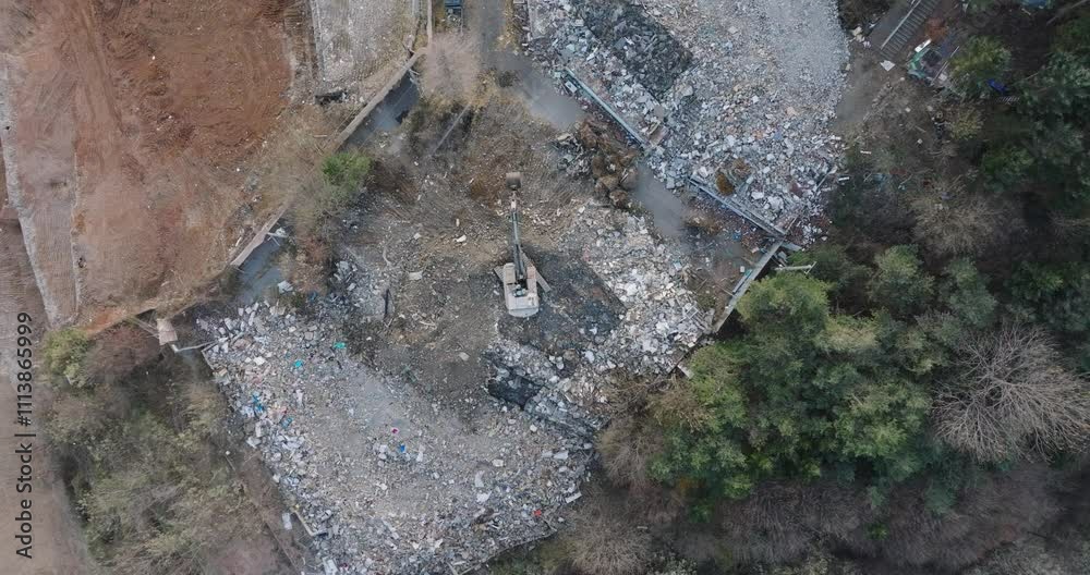 Excavator Leveling Ground at Demolition Site, 경기도 광명시 재개발 재건축 Excavator Leveling Ground at Demolition Site, 경기도 광명시 재개발 재건축