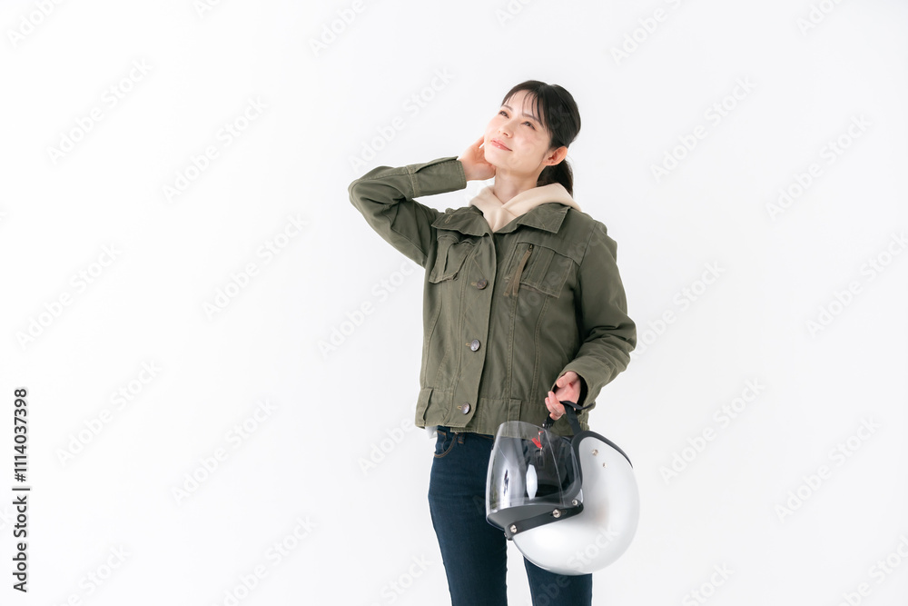 女性　ヘルメット