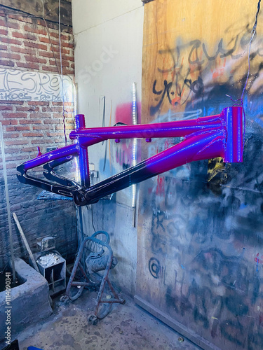 The bicycle body painted with spray paint is no less good than painting using a compressor. photo