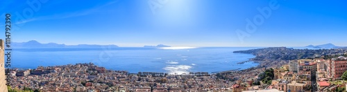 Obraz na płótnie Naples cityscape: view from Vomero of the Gulf of Naples  and Caracciolo Seafront in Italy