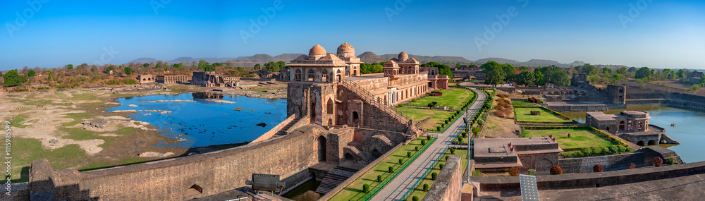 Fototapeta premium Jahaz Mahal palace, Mandu, Madhya Pradesh, India