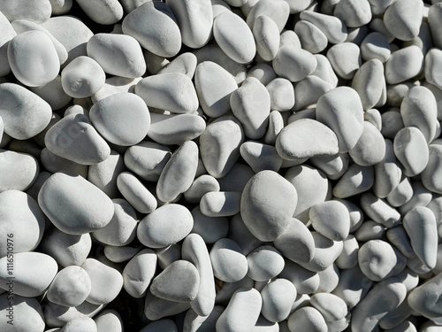 Canvas Print White smooth stones pebbles background