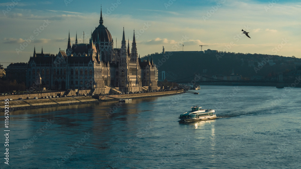 Obraz premium budapest, hungary, parliament, architecture, travel river danube