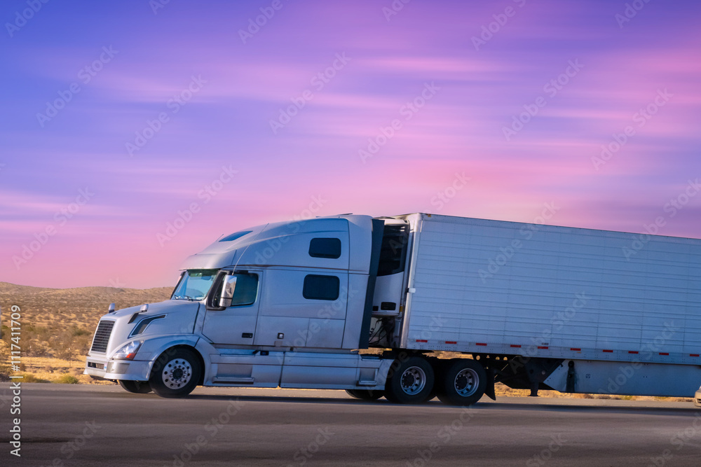 Φωτογραφία Semi Truck on Highway, USA. Trucking in USA,
