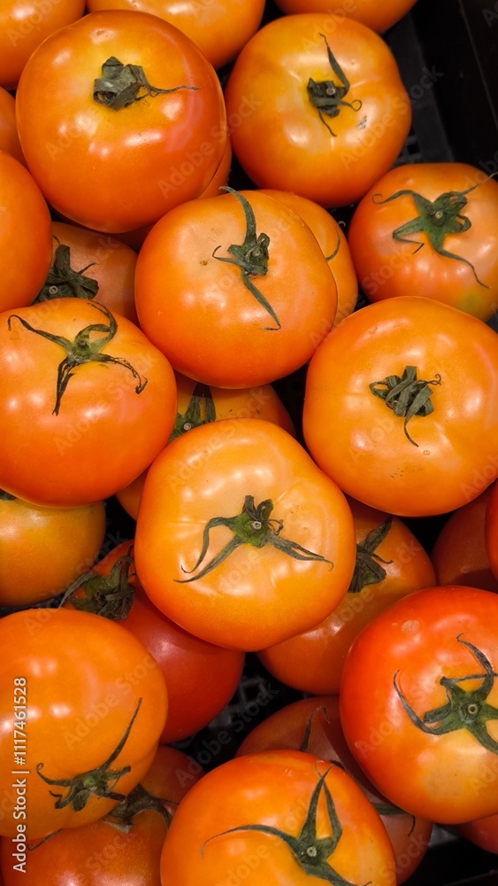 Tomatoes are rich in vitamin C, which may help maintain healthy skin. Tomatoes are rich in vitamin C, which may help maintain healthy skin.
