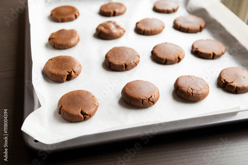 Raw Chocolate Cookies Ready for Baking – Perfect for Christmas Close-Up