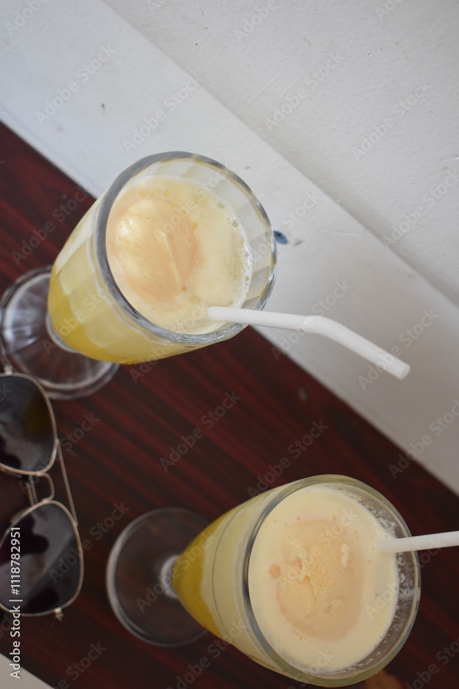 banana and smoothie