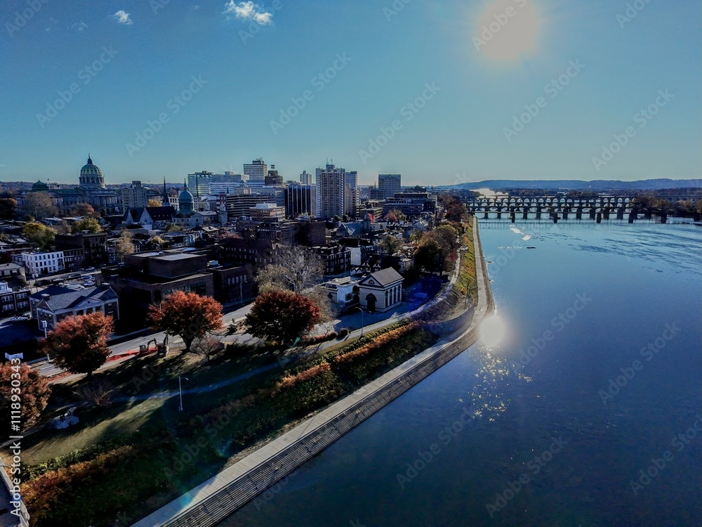 Fototapeta premium A drone shot of a city by the water
