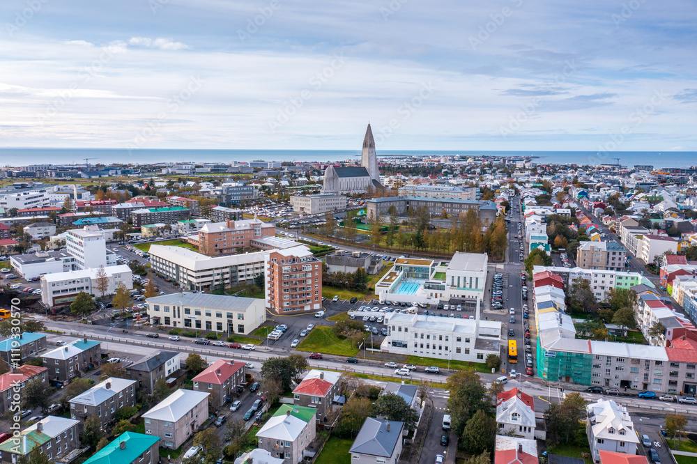 Obraz premium Reykjavik city center at summer