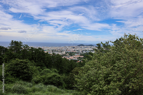산 정상에서 바라보는 풍경 제주 제주시 오라동 민오름