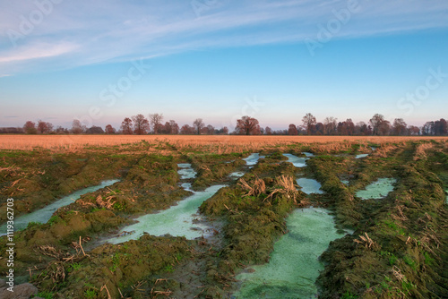 Obraz na płótnie Po Valley fields field landscape panorama w salonie