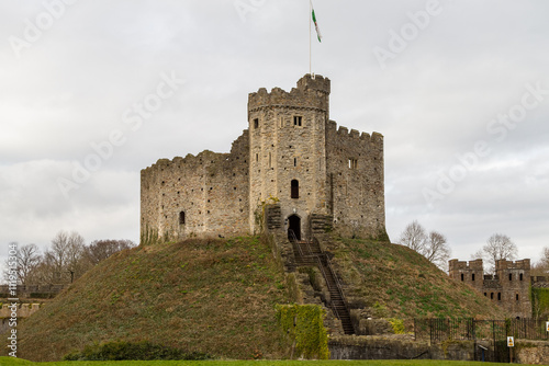 Fotografía Cardiff Castle Keep atop a typical Norman Motte