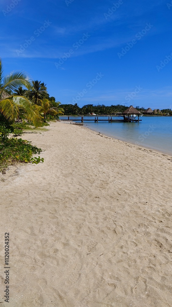 The turquoise Pacific Ocean around the paradise beaches and islands of Fiji The turquoise Pacific Ocean around the paradise beaches and islands of Fiji