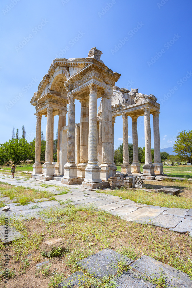 Fototapeta premium Beautiful view of the archaeological site of Aphrodisias, Turkey