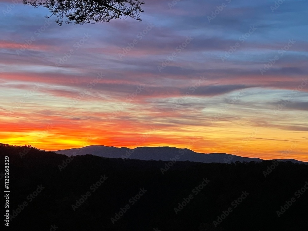 Obraz premium sunset in the mountains
