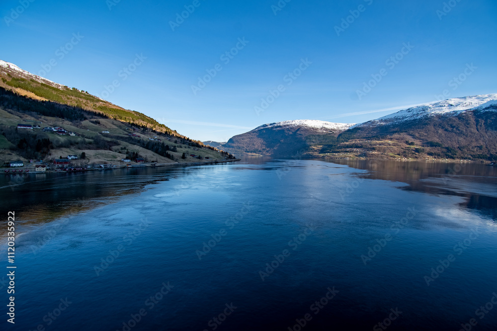 Obraz premium Innvikfjorden Fjord view