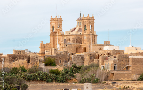 Obraz na płótnie Gozo (Għawdex) Island landscape around the village of Għarb and Basilica and Collegiate Parish church of the Visitation of Our Lady (Santwarju Bażilika tal-Madonna ta' Pinu) Malta w salonie