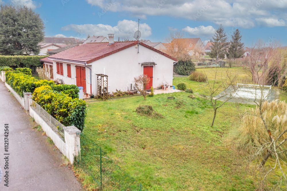 house in the countryside