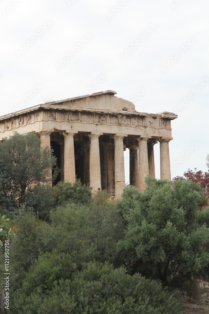 Fototapeta premium ancient greek temple in Athens, Greece