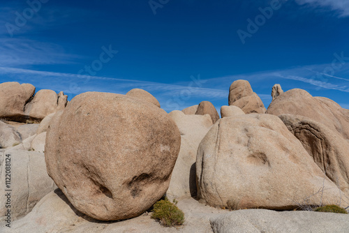 Weathered Granitic Rocks. White Tank Quartz Monzonite. White Tank Campground，Joshua Tree National Park, California geology. Mojave Desert photo