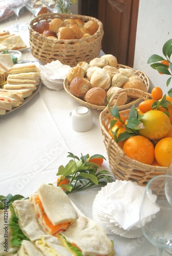 mesa de comidas par fiestas photo