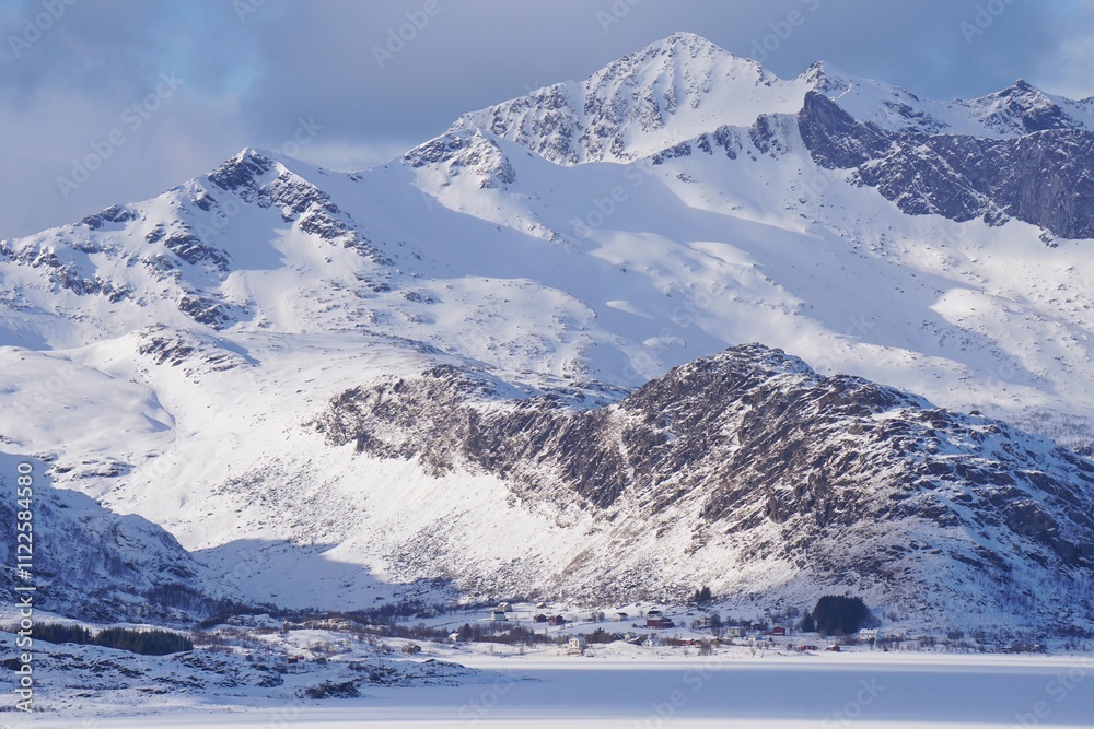 Fototapeta premium Beautiful snow mountain during winter season.