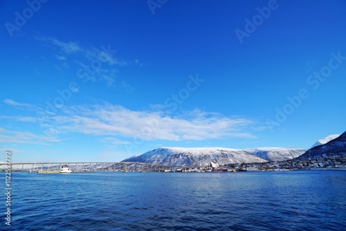 Obraz na płótnie Snow mountain during winter season at Norway. w salonie