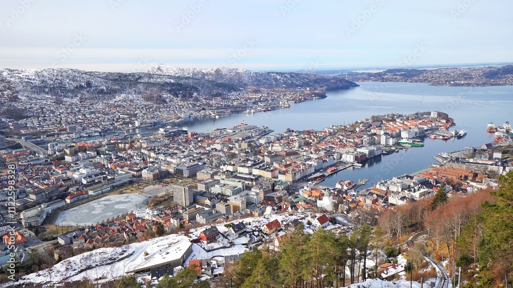Fototapeta premium Beautiful coast during winter season at Norway.