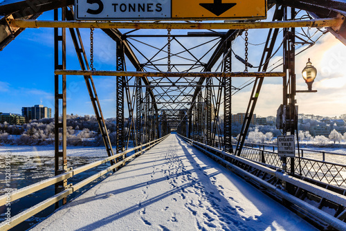 A bridge with a sign that says 5 tons photo