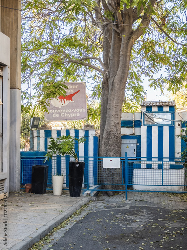 Obraz na płótnie Divided Cyprus Border Landmark in Nicosia w salonie