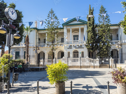 Obraz na płótnie Government Building in Nicosia with National Flags w salonie