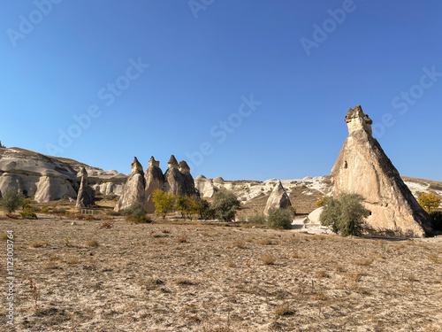 Chimeneas de Hadas en el museo al aire libre de Göreme, Capadocia, Turquía photo