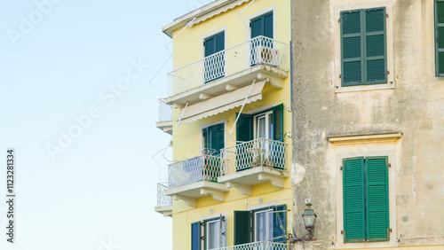 Fototapeta Naklejka Na Ścianę i Meble -  A serene European old town with historic buildings and cobbled streets