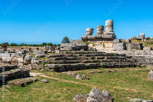Fototapeta Naklejka Na Ścianę i Meble -  The majest archeological site of Paestum, in the Province of Salerno, Campania, Italy.