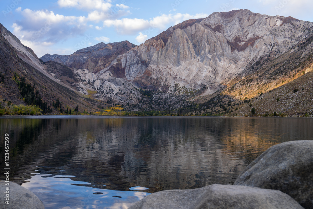 Fototapeta premium Convict Lake, California in Fall