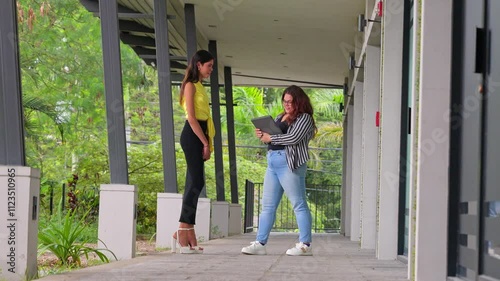 Video of friends talking about video they watch on the tablet

 photo