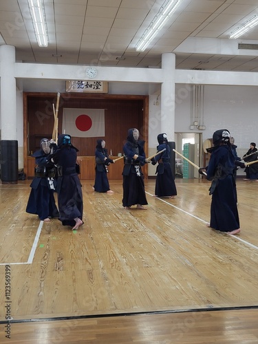 Schwertkampf, Japan, Asien, Samurai, Ninja, Kampfsport, Duell, Schwerter, Schwert photo