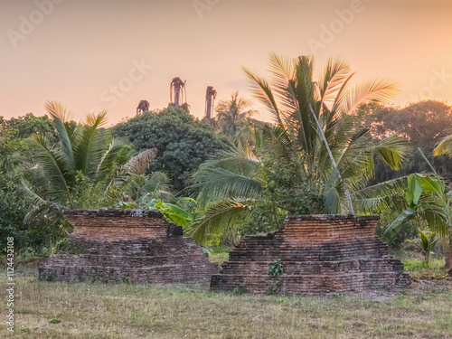 Ruins of Yah Kron Wat temple, Sukhothai, Thailand