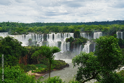 Iguazu Falls in Argentina and Brazil - ブラジル イグアスの滝