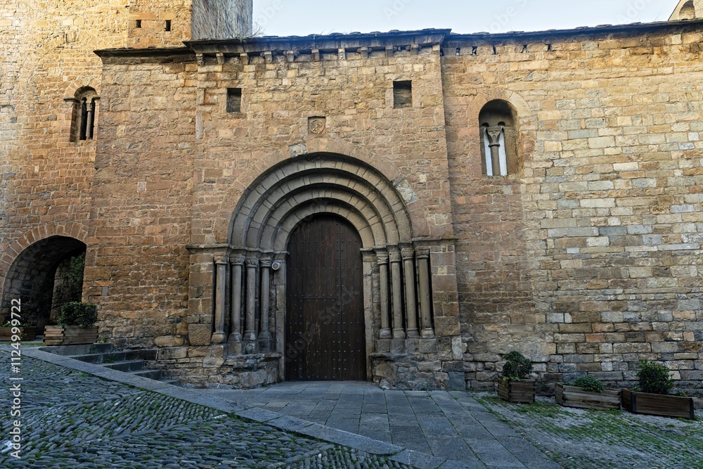 Fototapeta premium Historic Stone Church of Santa Maria in Ainsa, Spain